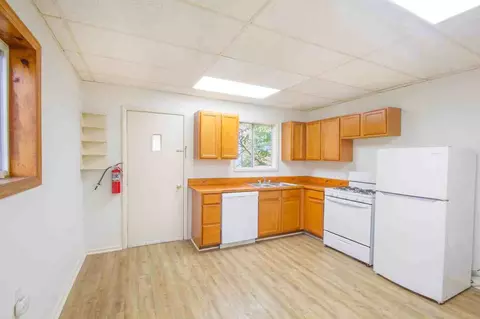 720 West St, Wilkinsburg, PA 15221