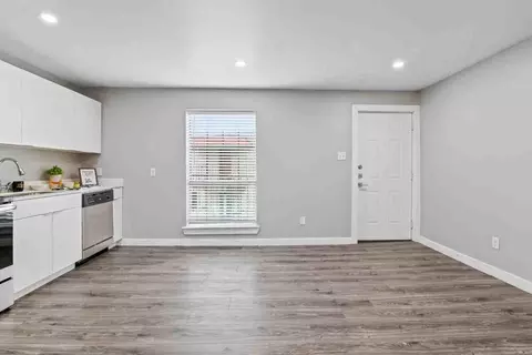 1302 N Shiloh Rd, Garland, TX 75042