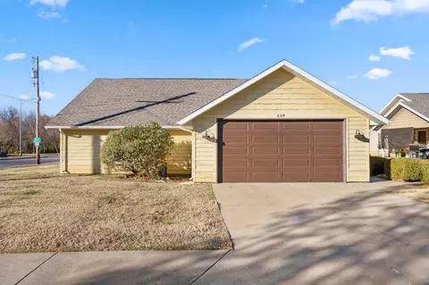 604 E Sunset St, Springfield, MO 65807