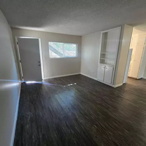 4586 Hawley Blvd, San Diego, CA 92116