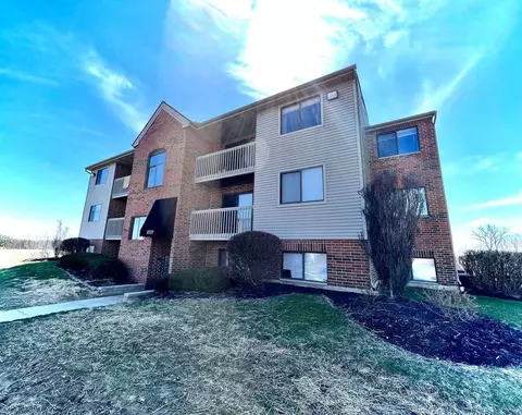 5081 Red Cloud Ct, Oxford, OH 45056
