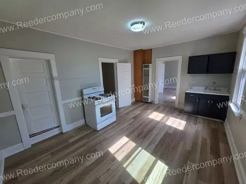 1207 W 149th St, East Chicago, IN 46312