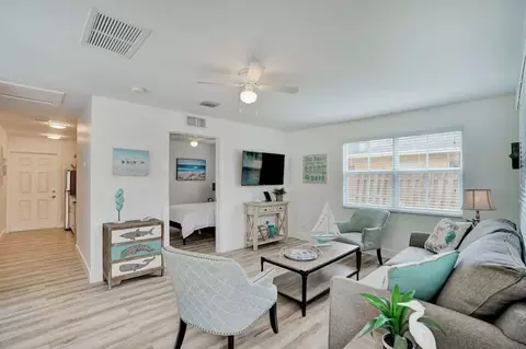 3316 SE 4th St, Pompano Beach, FL 33062