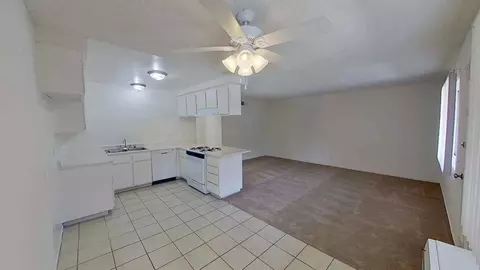 533 N Tustin Ave, Santa Ana, CA 92705