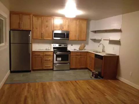 6110 SE 52nd Ave, Portland, OR 97206