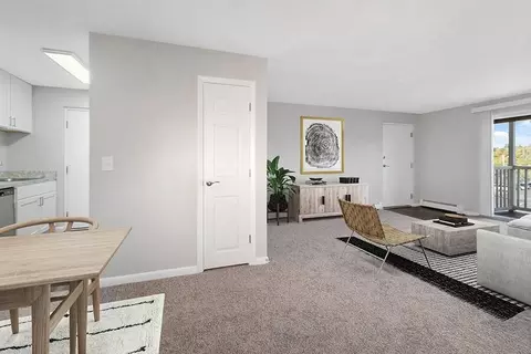 45 Wheeler Cir, Stoughton, MA 02072 photo 3