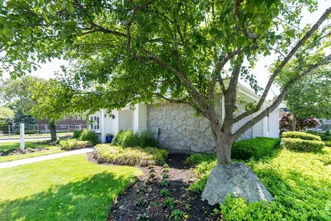 45 Wheeler Cir, Stoughton, MA 02072 photo 88