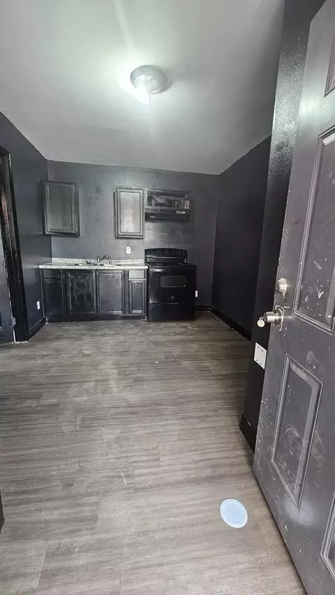 8730 Knute St, Houston, TX 77028
