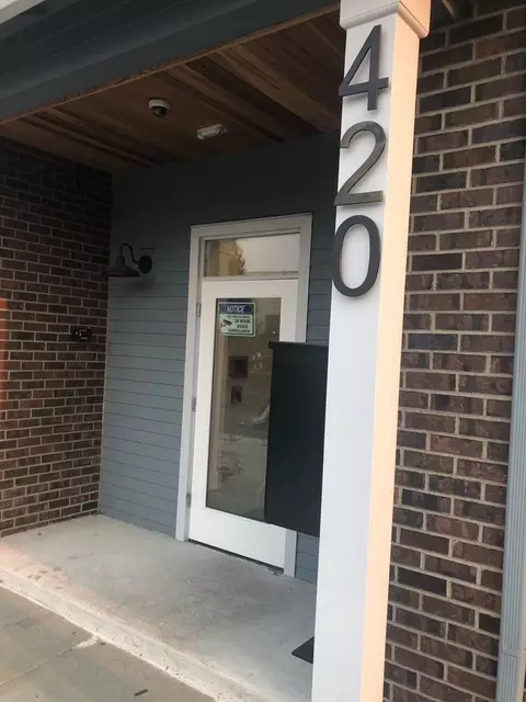 420 NE Simpson St, Portland, OR 97211