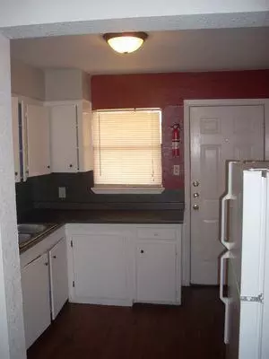 621 Glazebrook St, Corpus Christi, TX 78404