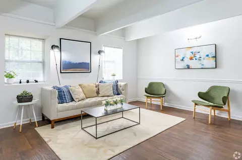 1620 Hollywood Rd NW, Atlanta, GA 30318
