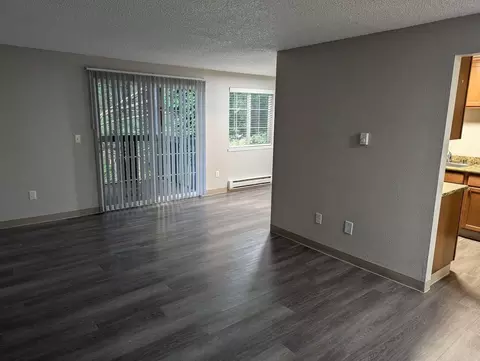 9626 S 252nd St, Kent, WA 98030