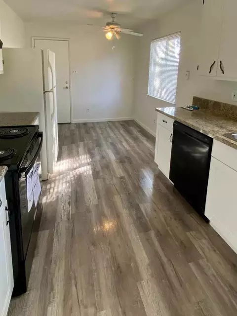 6624 Lemon Hill Ave, Sacramento, CA 95824