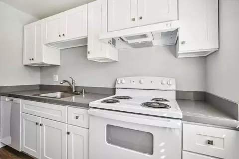 3690 S Port Dr, Sacramento, CA 95826