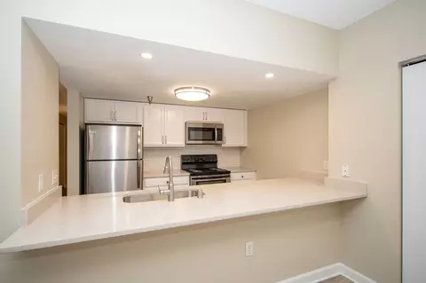 202 N Hamilton St, Madison, WI 53703