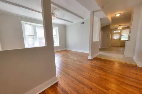 3842 De Tonty St, Saint Louis, MO 63110