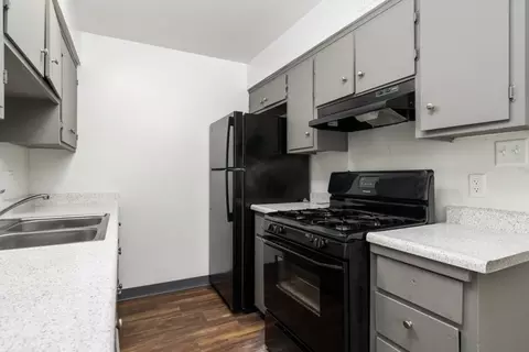4851 N Cedar Ave, Fresno, CA 93726
