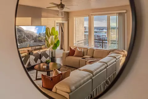 W 200 S, Salt Lake City, UT 84101