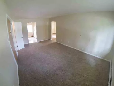 909 Cook Ave, Boardman, OH 44512