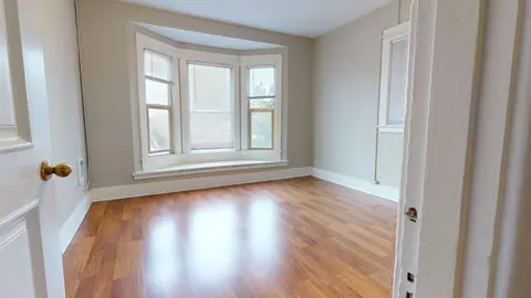 317 Harvard Ave E, Seattle, WA 98102