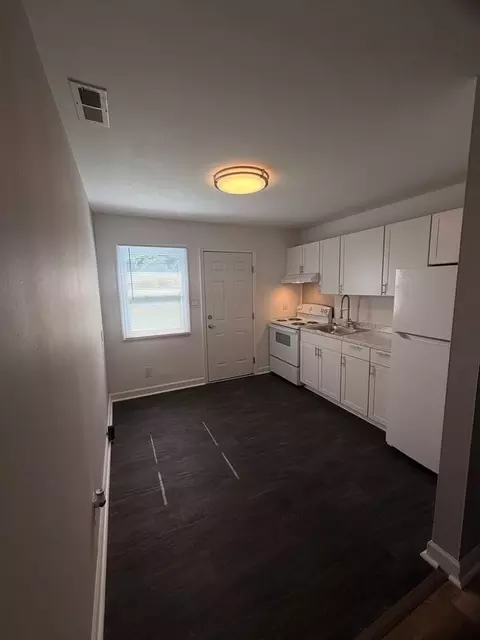 Conway Ave, Charlotte, NC 28209