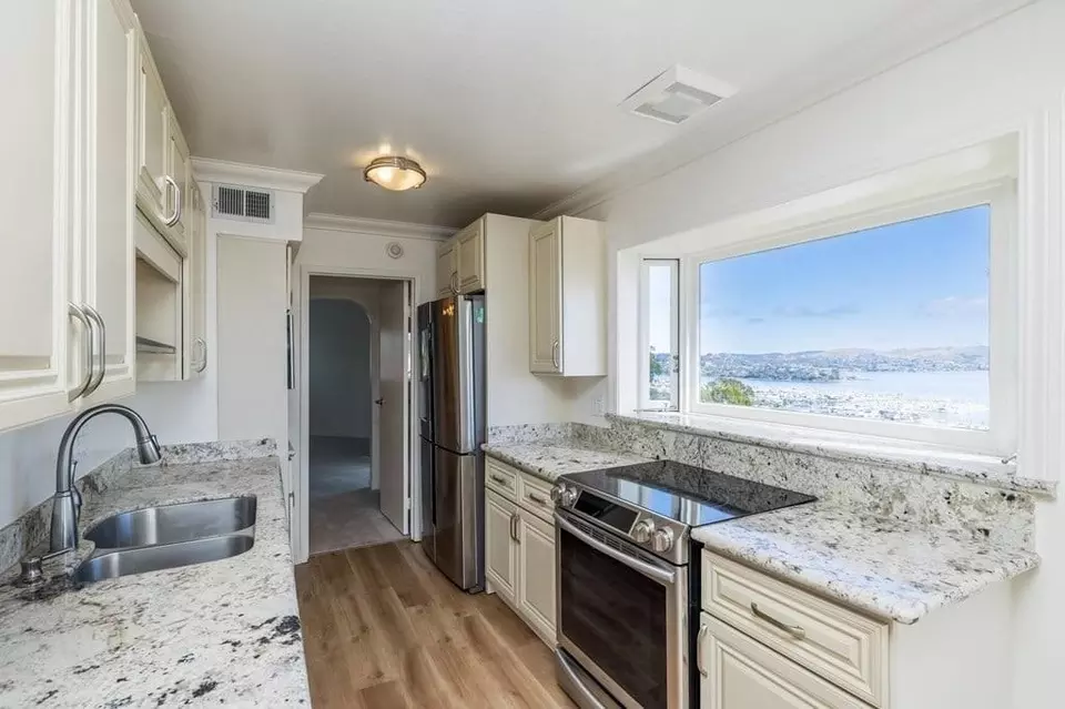  565 Rodeo Ave, Sausalito, CA 94965 photo 4