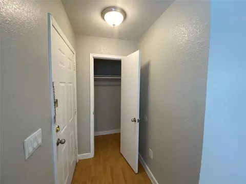 701 W Sycamore St, Denton, TX 76201