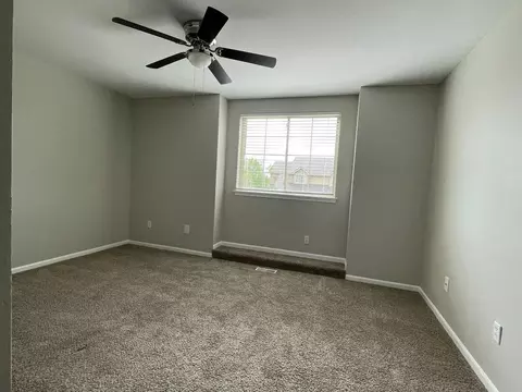 4912 Alpine Ridge Dr, Columbia, MO 65202