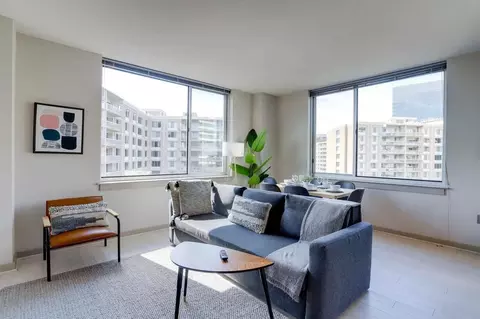 S Eads St, Arlington, VA 22202