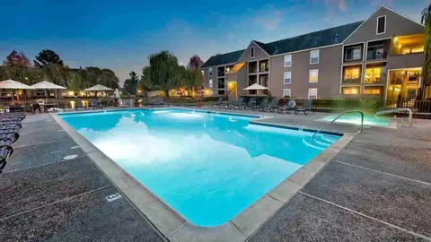 850 Davit Ln, Redwood City, CA 94065