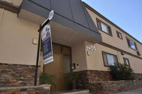 5255 Blakeslee Ave, North Hollywood, CA 91601