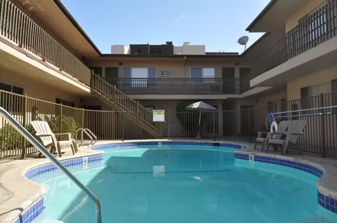 5255 Blakeslee Ave, North Hollywood, CA 91601