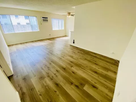 7010 Lanewood Ave, Los Angeles, CA 90028