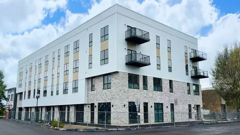 2011 W Superior St, Duluth, MN 55806