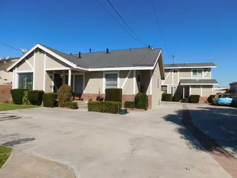 8051 Roosevelt Ave, Midway City, CA 92655