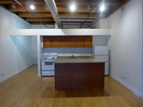 525 S Dearborn St, Chicago, IL 60605
