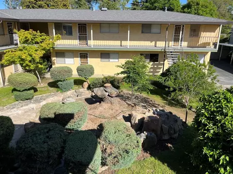 1120 8th Ave, Sacramento, CA 95818