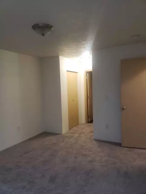 Deerfield Apartments, Spokane Valley, WA 99037