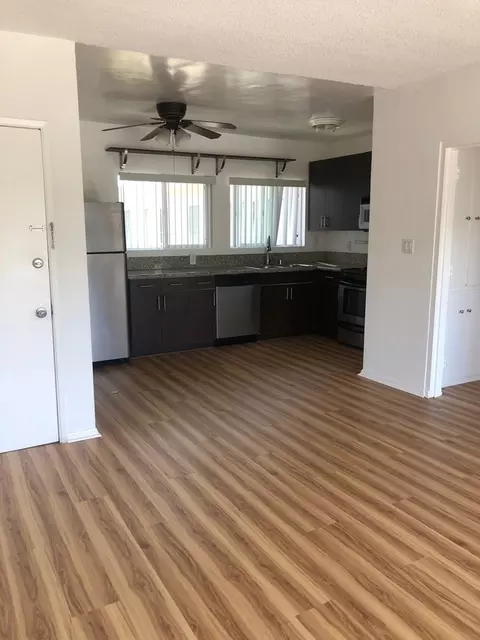 12524 Culver Blvd, Los Angeles, CA 90066