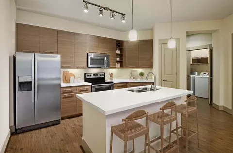 5400 N Lamar Blvd, Austin, TX 78751 photo 2