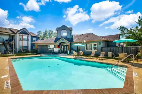4375 N Major Dr, Beaumont, TX 77713 photo 3
