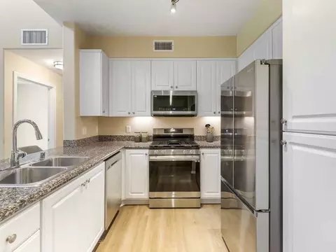 1137 N Central Ave, Glendale, CA 91202 photo 2