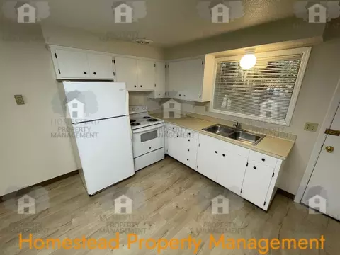 228 Whitman St S, Monmouth, OR 97361 photo 3