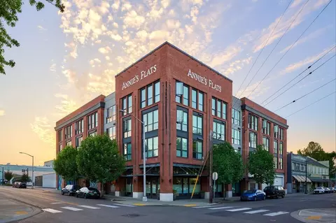 322 5th Ave SE, Olympia, WA 98501