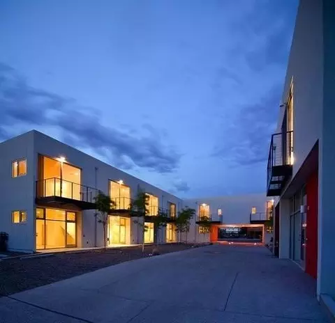 117 Richmond Dr SE, Albuquerque, NM 87106