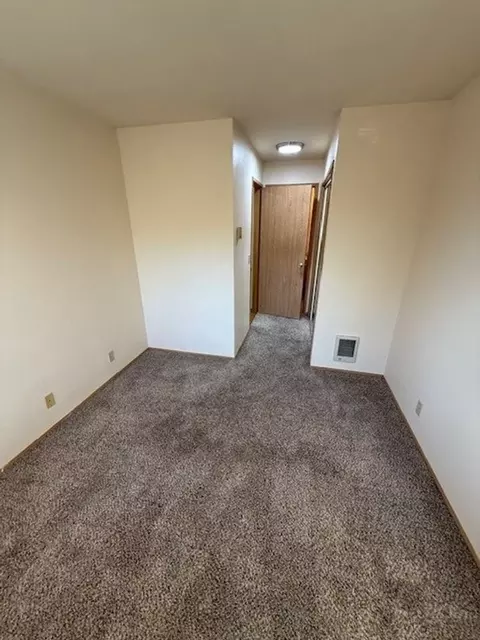1460 Olive St, Eugene, OR 97401 photo 9