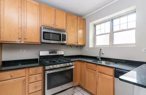 2730 Hampton Pkwy, Evanston, IL 60201 photo 3