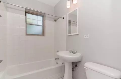 2730 Hampton Pkwy, Evanston, IL 60201 photo 17