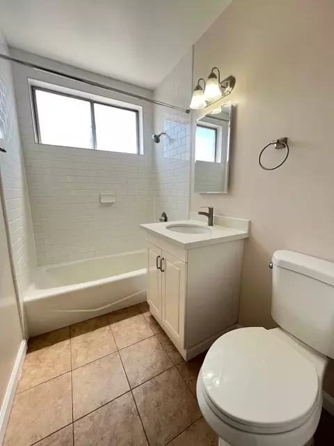 2637 Centinela Ave, Santa Monica, CA 90405