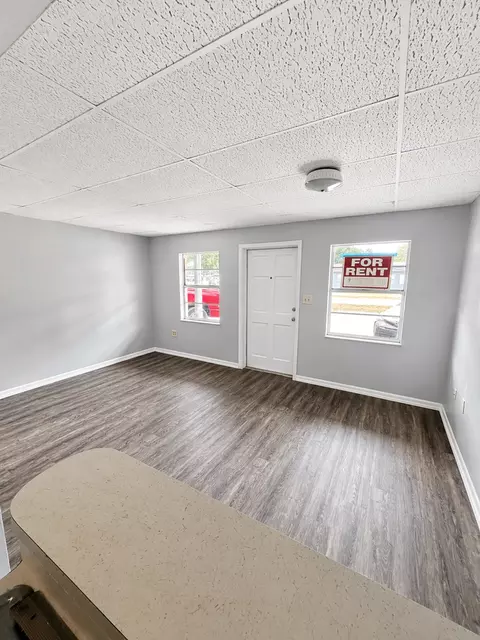 38010 14th Ave, Zephyrhills, FL 33542